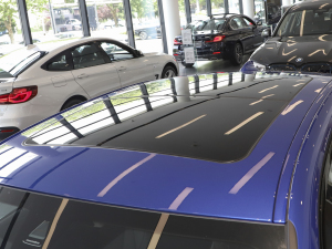 2021Ŀ 325Li M\ҹb ܇