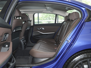 2021Ŀ 325Li M\ҹb ſg