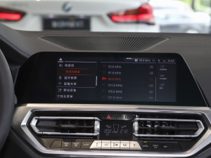 2021Ŀ 325Li M\ҹb п_@ʾ