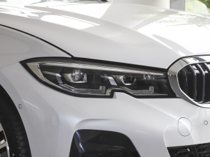 2021Ŀ 325i M\b (ji)^