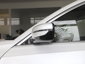 2021Ŀ 325i M\b (ji)^