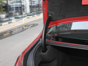 2021¿ 325Li M\(yn)(dng)b g