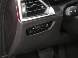 2021¿ 325Li M\b п؅^