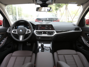 2021¿ 325Li M\b (ni)ȫ