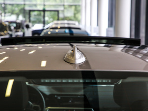 2021¿ 320Li M\b (ji)^