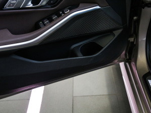 2021¿ 320Li M\b ǰTg