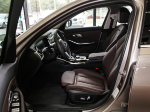 2021¿ 320Li M\b ǰſg