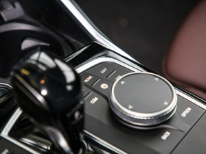 2021¿ 320Li M\b п؅^