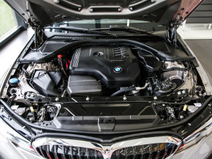 2021¿ 320Li M\b l(f)әC(j)