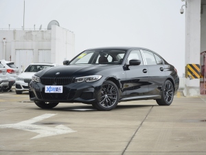 2021¿ 330i M\ҹb ǰ45