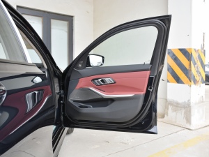 2021¿ 330i M\(yn)(dng)ҹb g