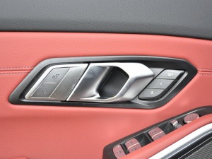 2021¿ 330i M\(yn)(dng)ҹb g