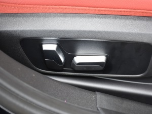 2021¿ 330i M\(yn)(dng)ҹb g