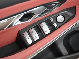 2021¿ 330i M\ҹb {܇ƅ^	