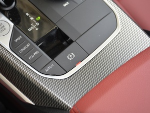 2021¿ 330i M\ҹb v܇Ƅ