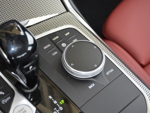 2021¿ 330i M\ҹb п؅^