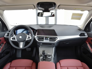 2021¿ 330i M\ҹb ȫ