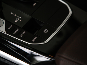 2021¿ 320i \b v܇Ƅ