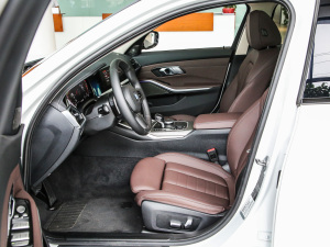 2021¿ 330i M\(yn)ҹb g