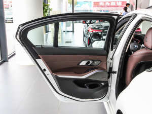 2021¿ 330i M\(yn)ҹb g