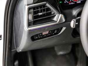 2021¿ 330i M\ҹb п؅^(q)