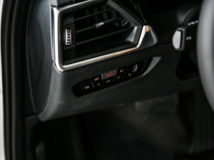 2021¿ 320Li M\b п؅^(q)