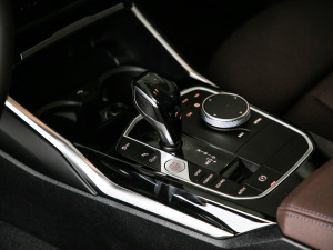 2021¿ 320Li M\b п؅^(q)