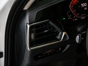 2021¿ 320Li M\b п؅^(q)