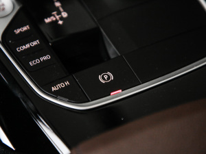 2021¿ 320Li M\b п؅^(q)