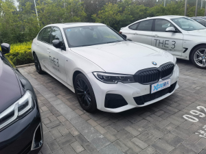 2021¿ 325Li M\ҹb w^