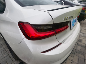 2021¿ 325Li M\ҹb ^