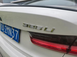 2021¿ 325Li M\ҹb ^