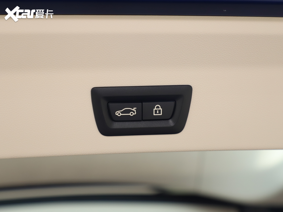 2021RX3 xDrive28i M\b