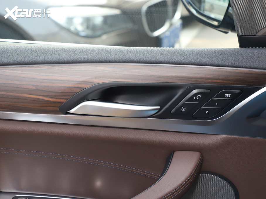 2021RX3 xDrive28i M\b