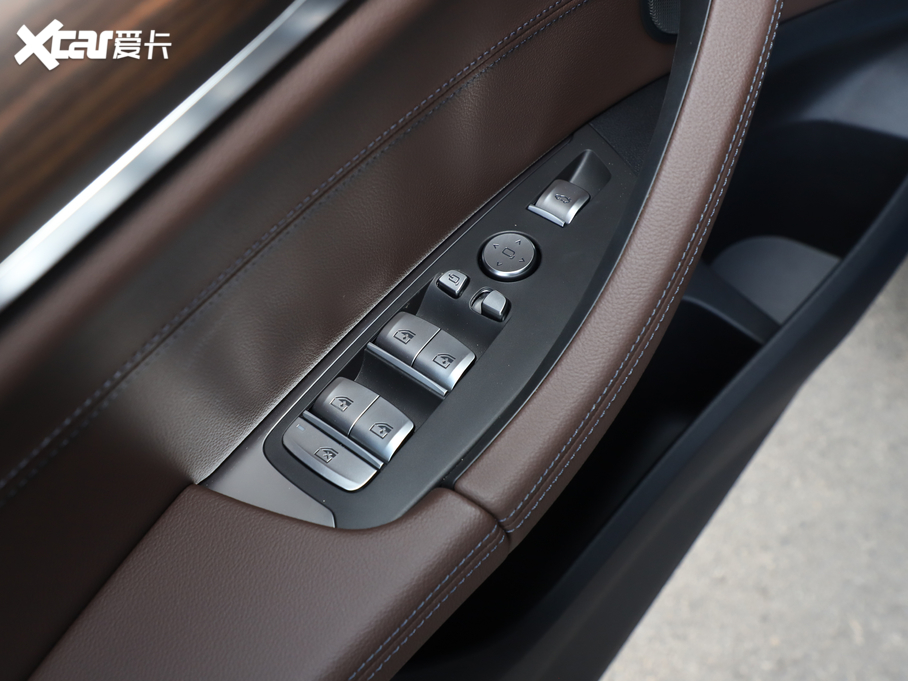 2021RX3 xDrive28i M\(yn)(dng)b