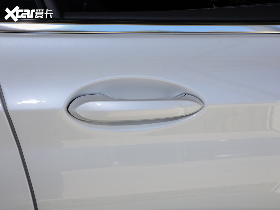 2021RX3 xDrive28i Ab 