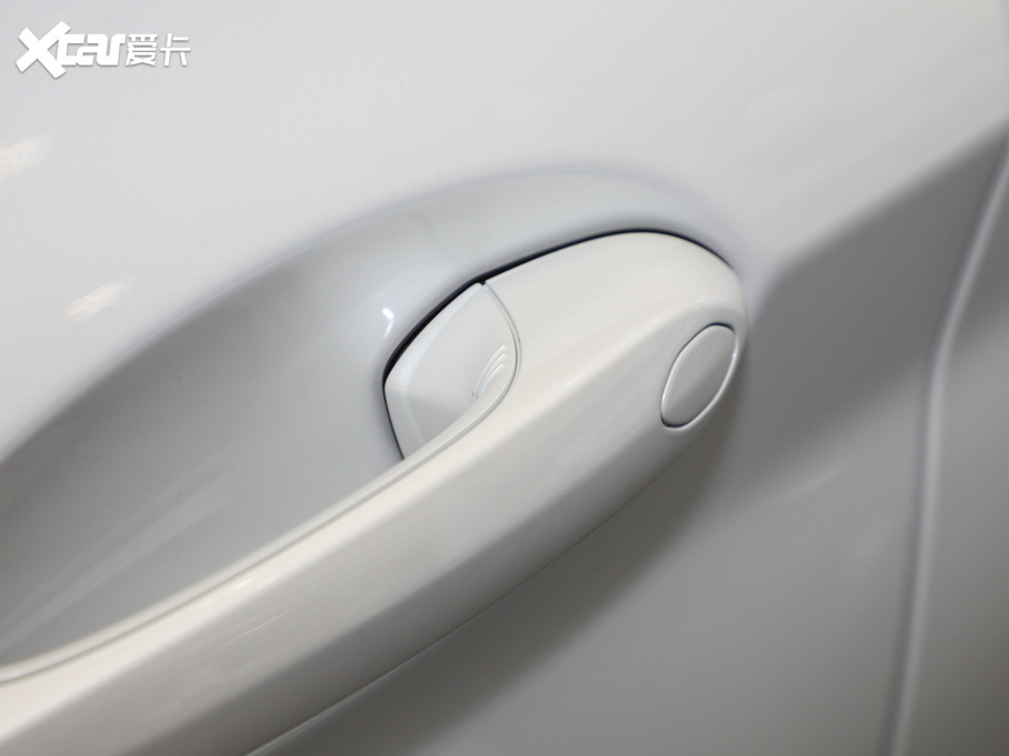 2021RX3 xDrive28i Ab 