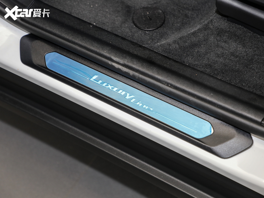 2021RX3 xDrive28i Ab 