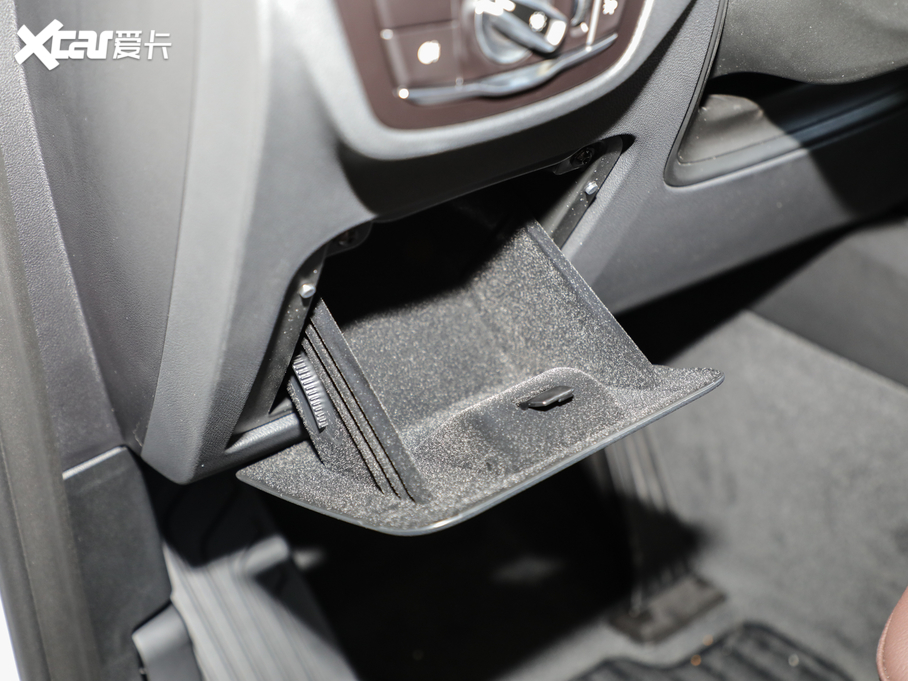 2021RX3 xDrive28i Ab 