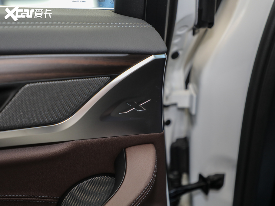 2021RX3 xDrive28i Ab 