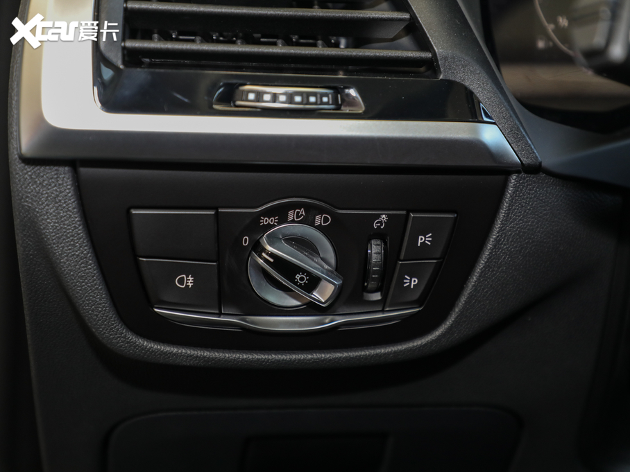 2021RX3 xDrive28i Ab 