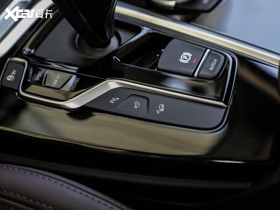 2021RX3 xDrive28i Ab 