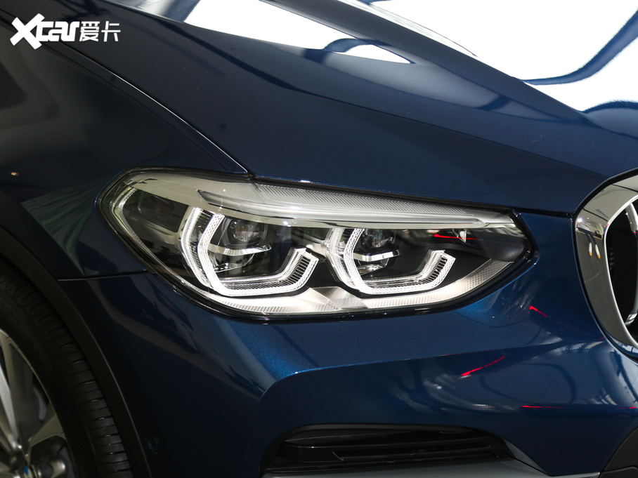 2021RX3 xDrive25i Ab 