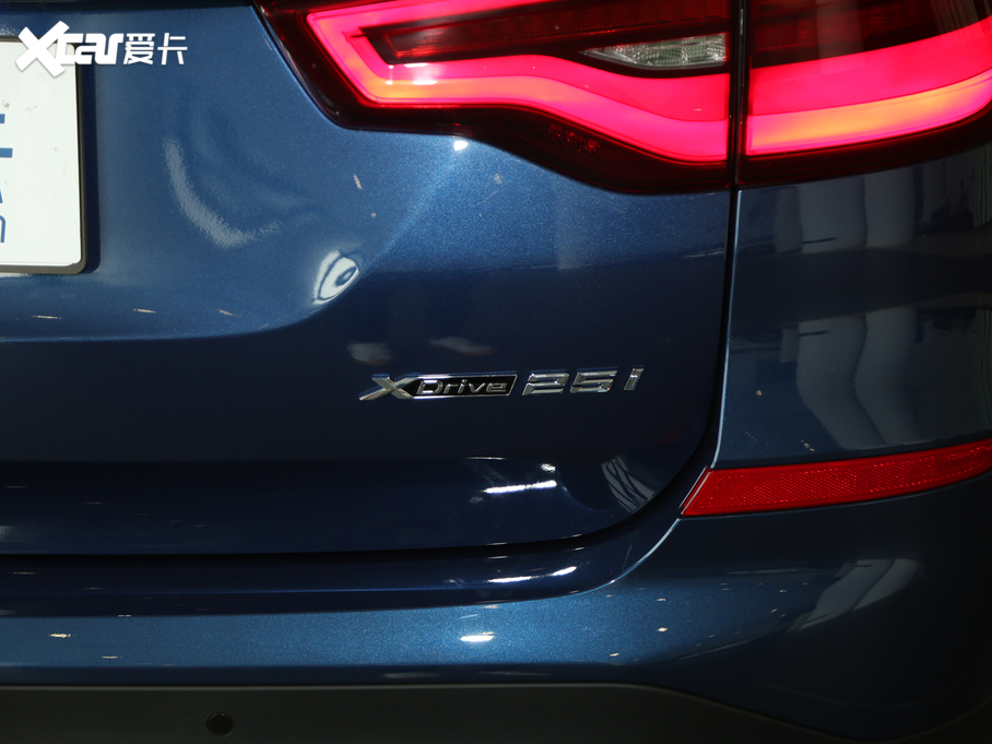 2021RX3 xDrive25i Ab 