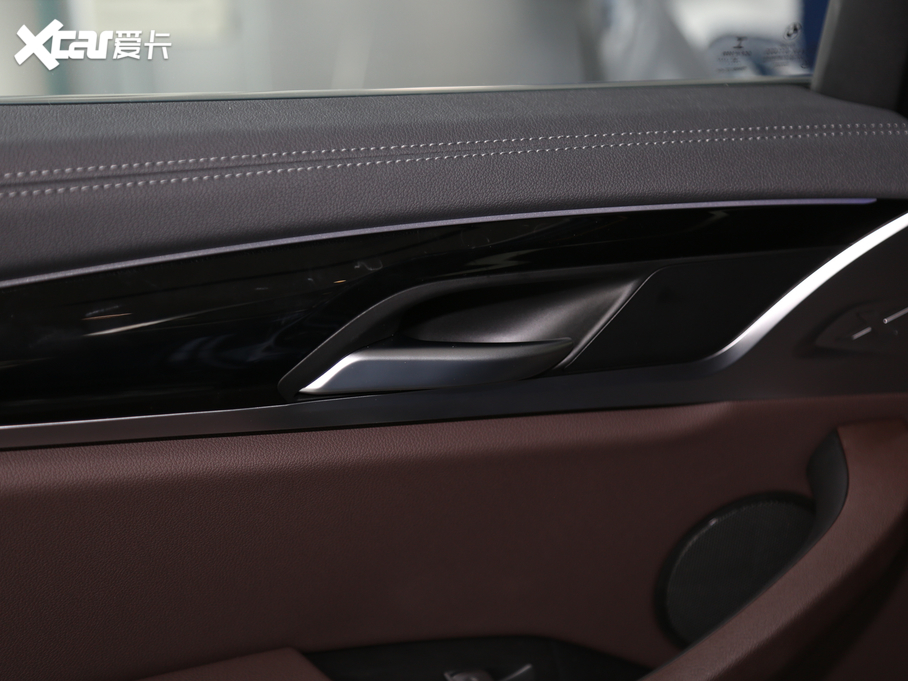 2021RX3 xDrive25i Ab 