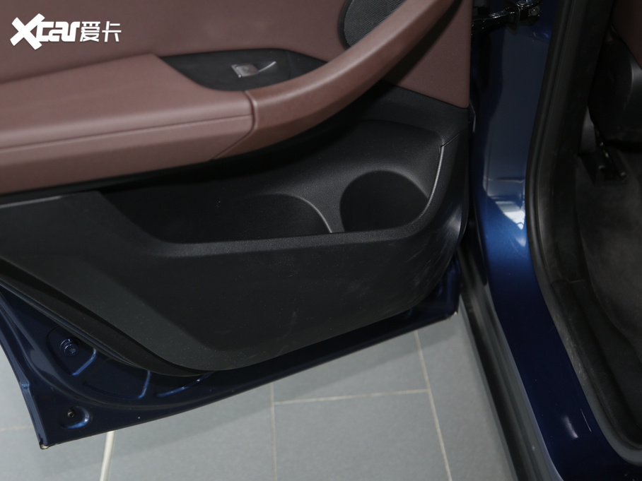 2021RX3 xDrive25i Ab 