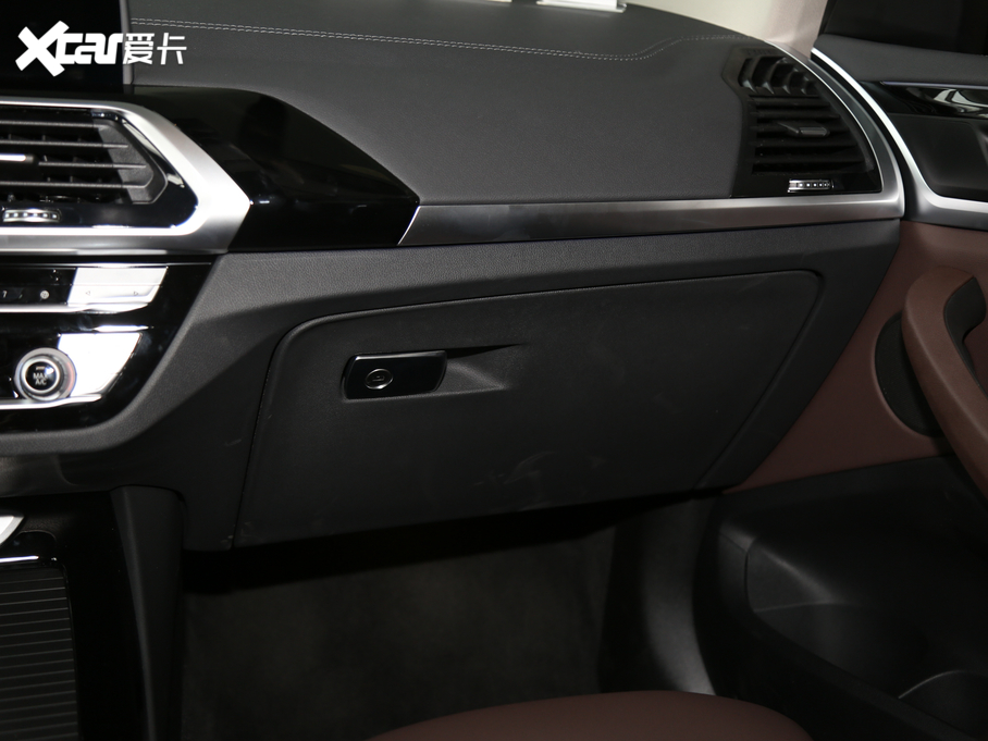 2021RX3 xDrive25i Ab 