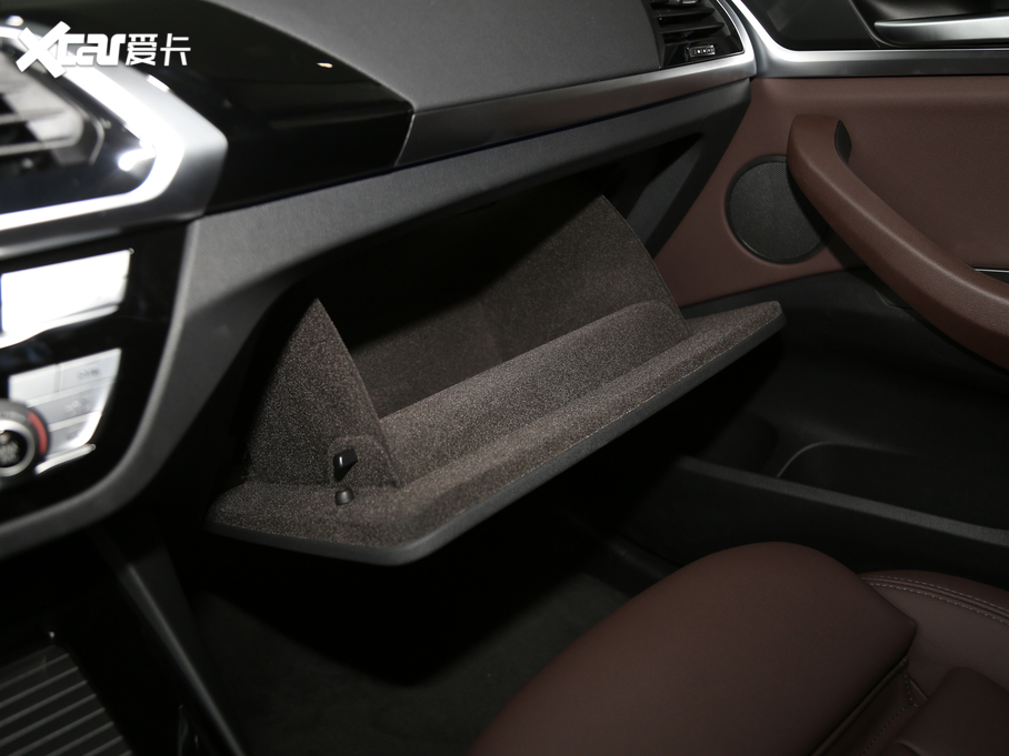 2021RX3 xDrive25i Ab 