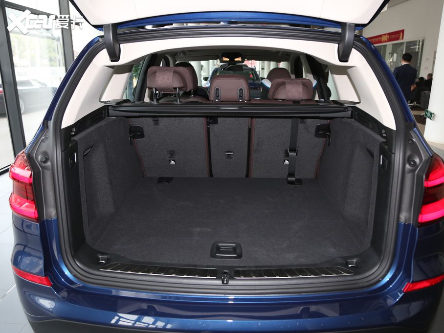 2021RX3 xDrive25i Ab 