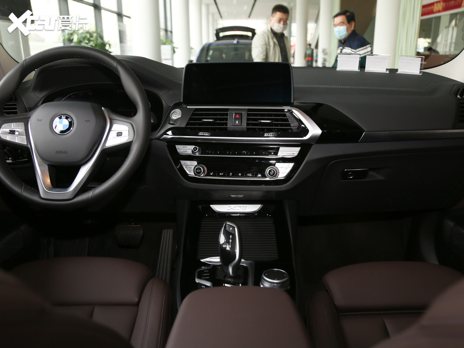 2021RX3 xDrive25i Ab 